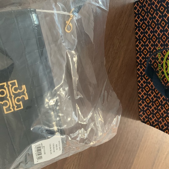 NEW Tory Burch Britten Croc Leather black Chain Wallet Wristlet/crossbody bag - Picture 7 of 7